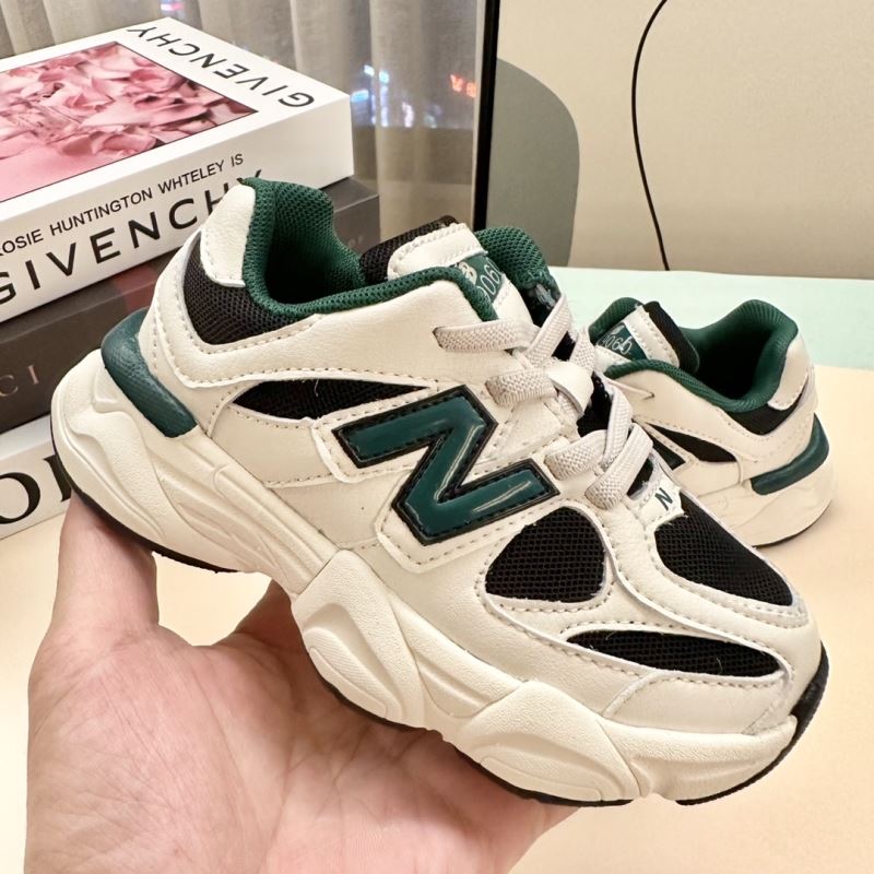 NEW BALANCE SHOES